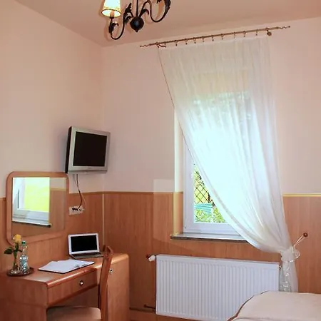 Parkowa - Noclegi Ze Sniadaniem Nowa Ruda Exterior foto